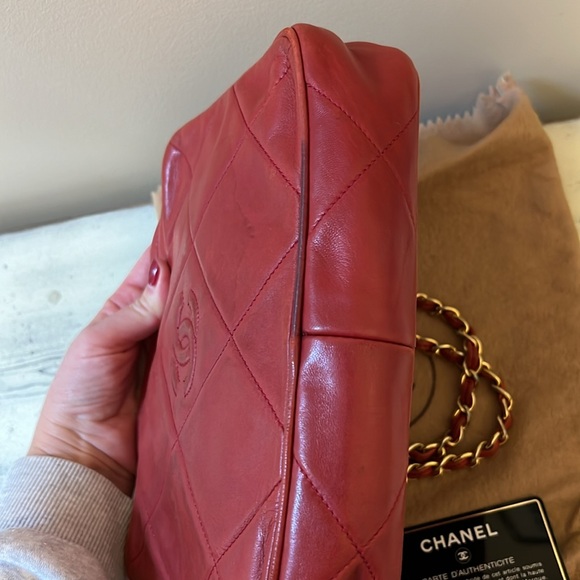 CHANEL RED QUILTD LAMBSKIN CAMERA BAG WITH DUST BAG - Picture 8 of 12